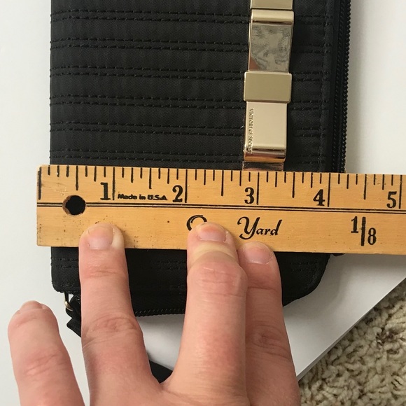 Victoria’s Secret Black Bow Phone Wallet Crossbody - Picture 8 of 8